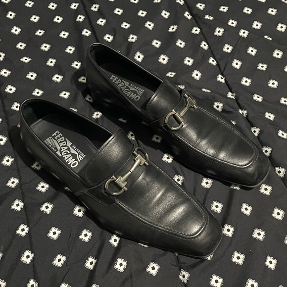 Mens Salvatore Ferragamo Black Leather Dress Shoes 10.5 main image 4